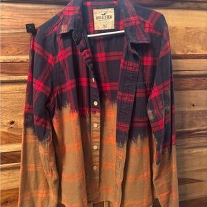 Hollister Red and Brown Plaid Shirt